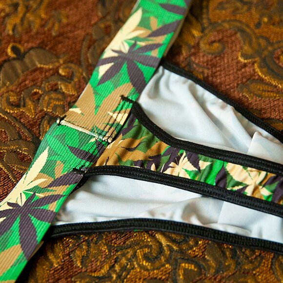 Mens 420 Print Thong Handmade - Picture 5 of 6